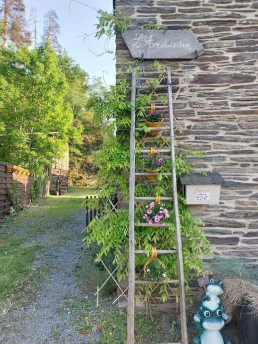 L'Ardoisiere: Jolie Maison Ardennaise. Vila Alle Exterior foto